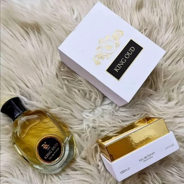 Intrigant si exploziv, King Oud, un parfum Lemnos Aromatic.